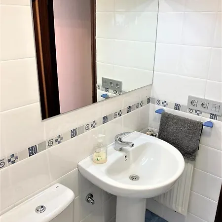 Tranquilidad Y Cercania. Wifi. Parking Incluido!